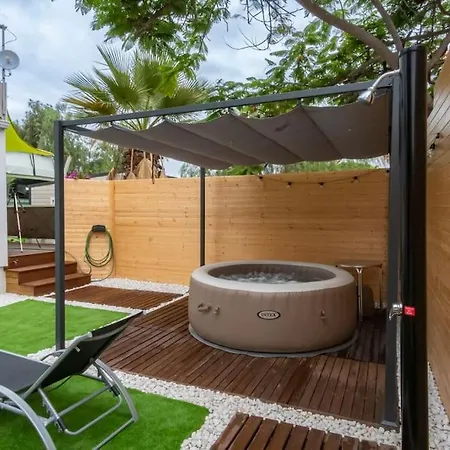 Apartment Private Paradise On Cozy Campsite, Jacuzzi, Netflix Las Galletas