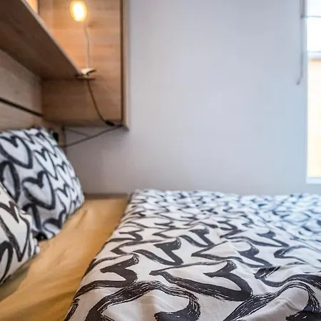 Apartment Private Paradise On Cozy Campsite, Jacuzzi, Netflix